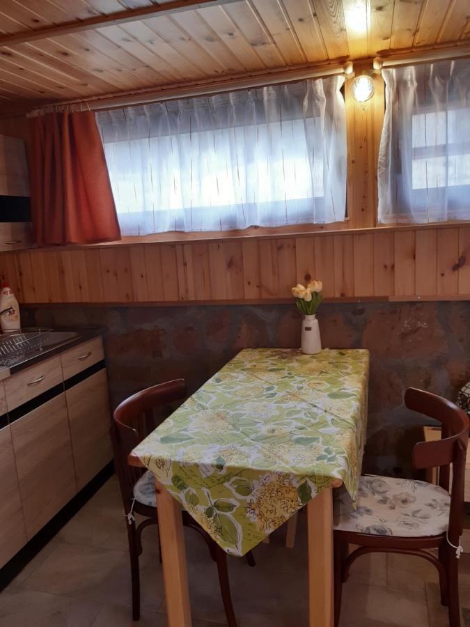 Matyas Apartman Tard 外观 照片